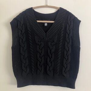 Black cotton blend cable knit Express V-neck vest size XS